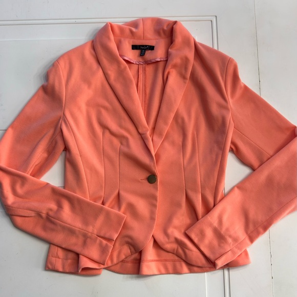 Papaya Jackets & Blazers - Papaya Women’s Sz M Salmon Pink Orange Pleated One Button Blazer Jacket